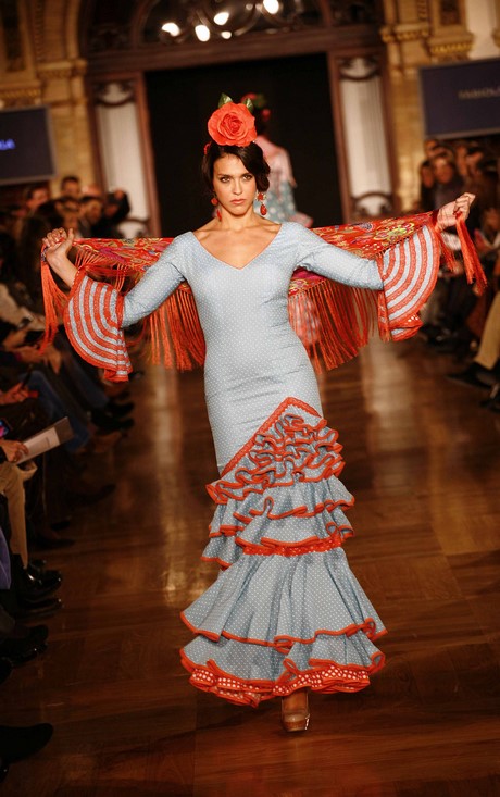 diseadores-de-vestidos-de-flamenca-54_16 Дизайнери на фламенко рокли