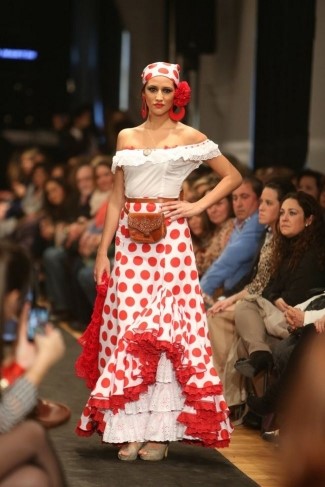 el-rocio-trajes-de-flamenca-88_17 Ел Росио костюми фламенка