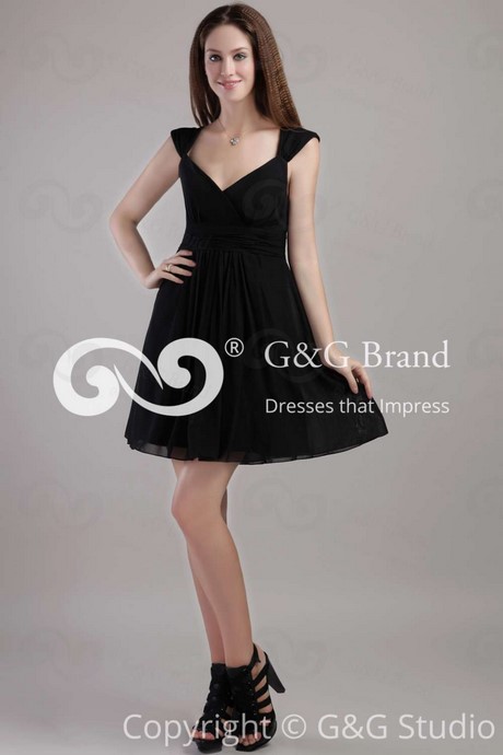 vestido-negro-corte-a-73 Черна рокля А-силует