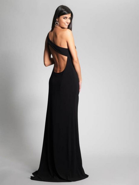 vestidos-de-graduacion-color-negro-81_10 Абитуриентски рокли Черно