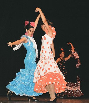 vestidos-para-bailar-sevillanas-42_4 Рокли за Севилски танци