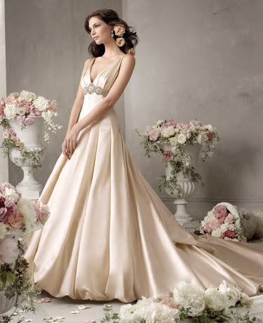 el-vestido-de-novia-mas-bonito-del-mundo-00_4 Най-красивата сватбена рокля в света