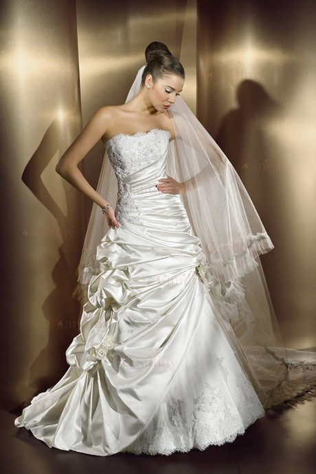el-vestido-mas-bonito-del-mundo-de-novia-01_20 Най-красивата сватбена рокля в света