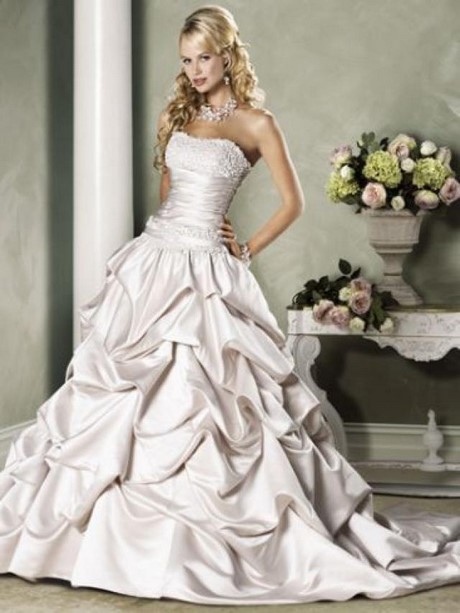 el-vestido-mas-bonito-del-mundo-de-novia-01_3 Най-красивата сватбена рокля в света