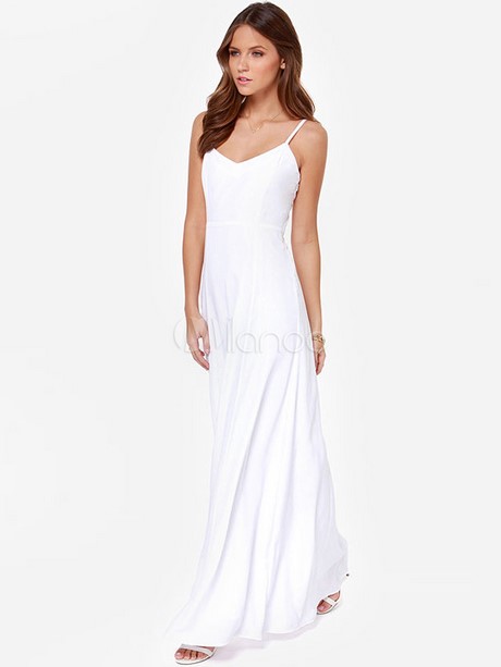 Бяла рокля с презрамки
