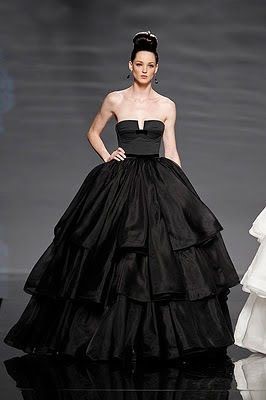 vestido-negro-novia-28_12 Черна рокля на булката