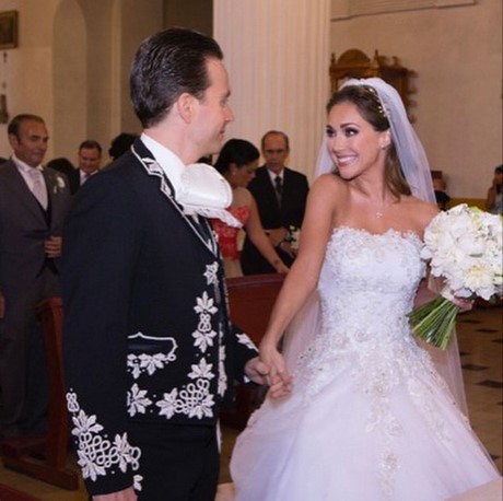 vestidos-de-novia-bellos-50_8 Красиви сватбени рокли
