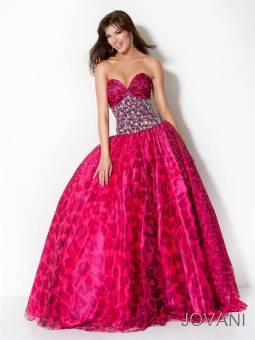 vestidos-mas-bonitos-de-15-aos-47_10 Най-красивите рокли на 15 години