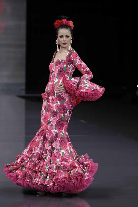 colores-de-moda-en-trajes-de-flamenca-2023-72_20 Модни цветове във фламенко костюми 2023