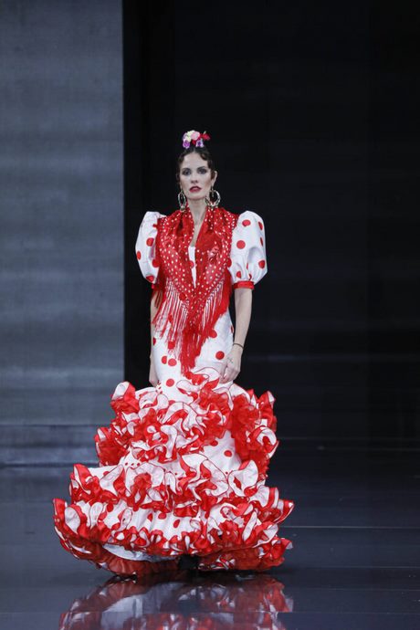 desfile-de-trajes-de-flamenca-2023-02_2 Парад на фламенко костюми 2023