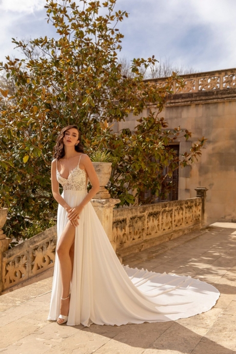 fotos-vestidos-de-novia-2023-93_14 Снимки на сватбени рокли 2023