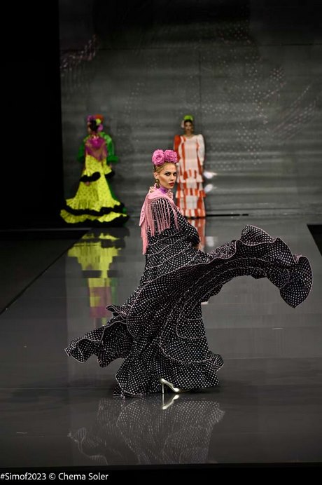 hermanas-serrano-simof-2023-12_16 Сестри Серано симоф 2023