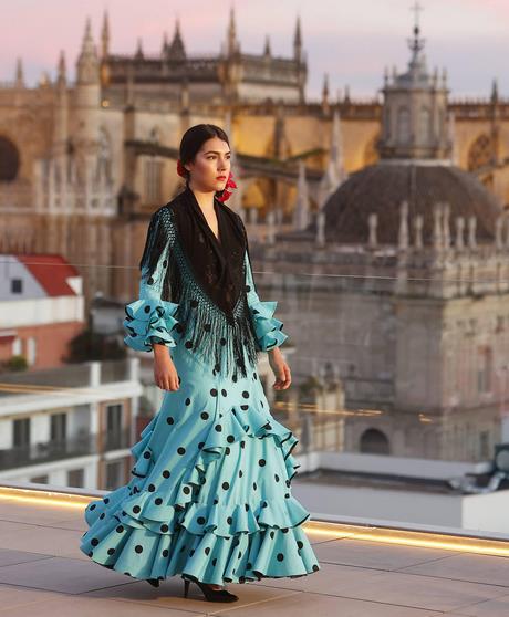 lina-trajes-de-flamenca-2023-37_9 Лина фламенко костюми 2023