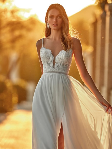 mejor-vestido-de-novia-2023-13_10 Най-добрата сватбена рокля на 2023 година