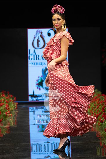 moda-flamenca-jerez-2023-26 Фламенко шери Мода 2023