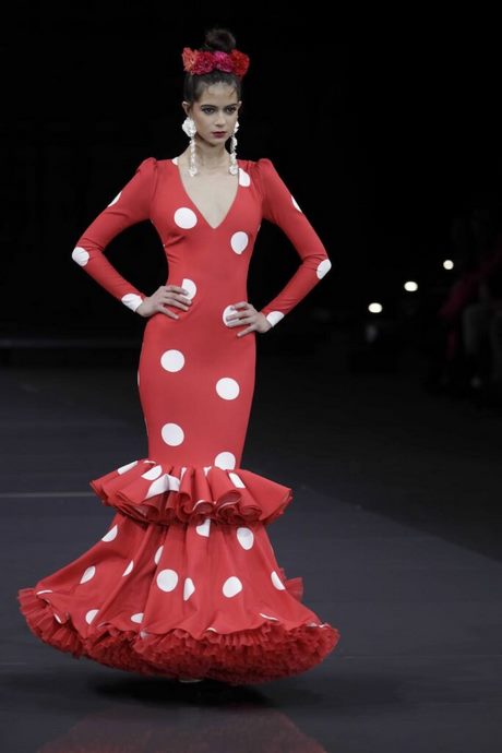 tendencias-en-trajes-de-flamenca-2023-33_17 Тенденции за костюми на фламенко 2023