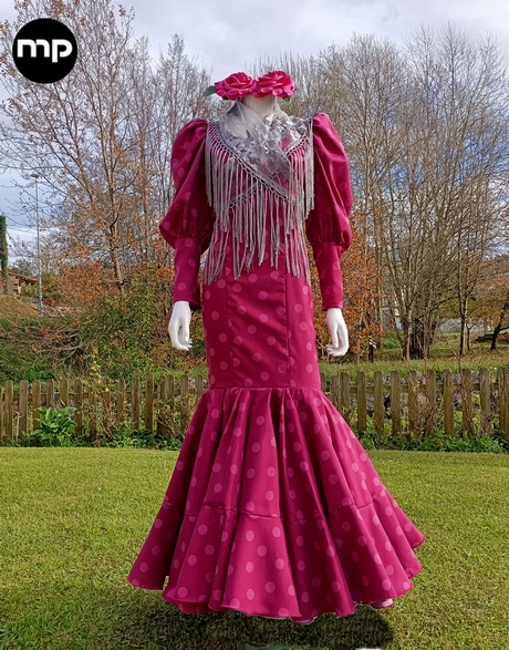 tendencias-trajes-flamenca-2023-85_4 Модни костюми за фламенко 2023