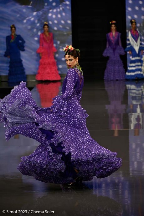 trajes-de-flamenca-2023-pilar-vera-32_14 Фламенко костюми от 2023 г. от Пилар вера