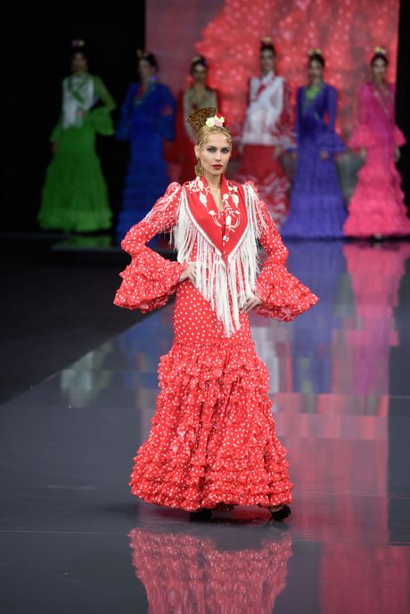 trajes-de-flamenca-2023-pilar-vera-32_15 Фламенко костюми от 2023 г. от Пилар вера