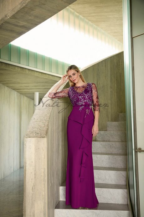 vestidos-de-encaje-2023-largos-50_9 Дълги дантелени рокли 2023