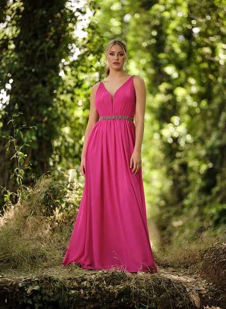 vestidos-de-fiesta-largos-elegantes-2023-66_16 Елегантни дълги абитуриентски рокли 2023