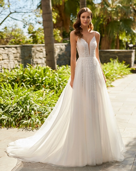 vestidos-de-novia-modernos-2023-68_9 Модерни сватбени рокли 2023 Moderna bridales