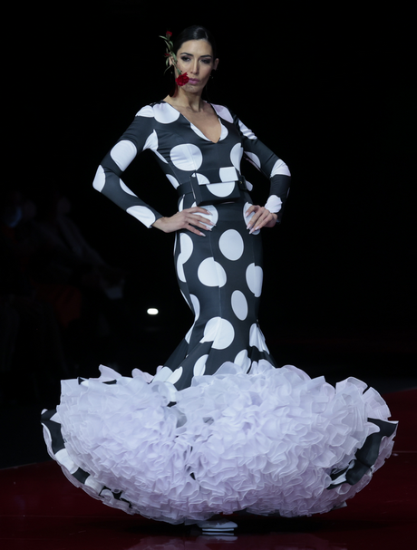 desfiles-de-trajes-de-flamenca-2022-94 Паради за костюми на фламенко 2022