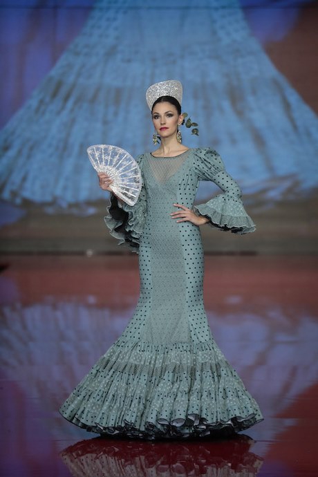 maricruz-trajes-de-flamenca-2022-25_13 ~ Фламенко костюми 2022