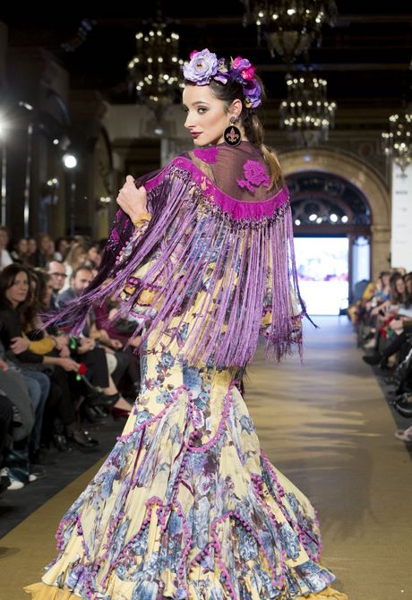 tendencia-moda-flamenca-2022-21_14 Тенденция мода фламинго 2022