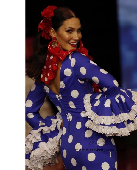 trajes-de-flamenca-2022-pilar-vera-70 Фламенко костюми 2022 пилар вера