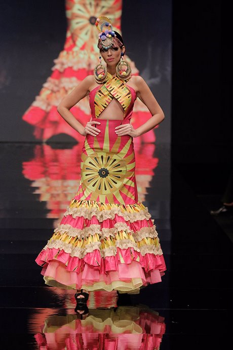 trajes-de-flamenca-lina-2022-53_13 Фламенко костюми на Лина 2022