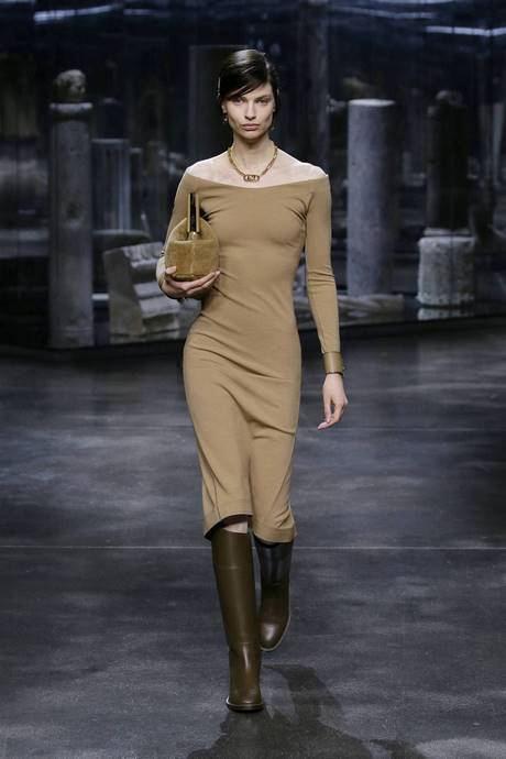 vestidos-ultima-moda-2022-05_5 Рокли, най-новата мода 2022