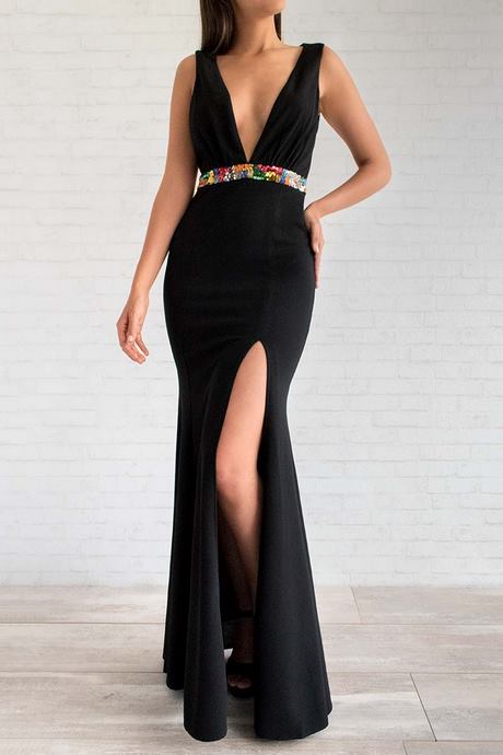 vestido-escotado-negro-15_18 Черна рокля с ниско деколте
