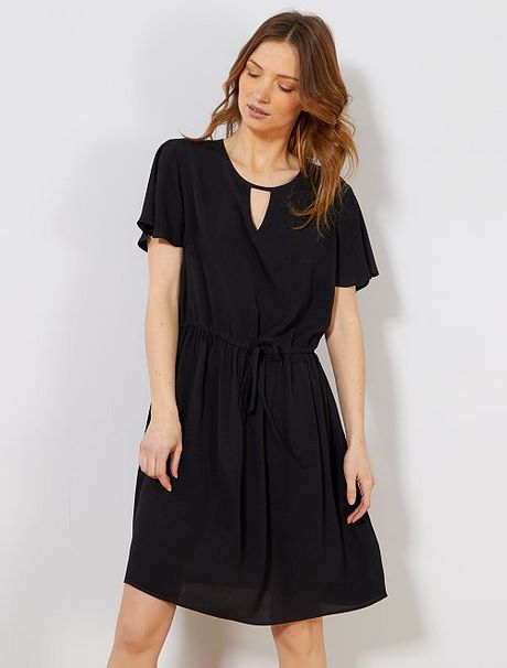 vestido-escotado-negro-15_5 Черна рокля с ниско деколте