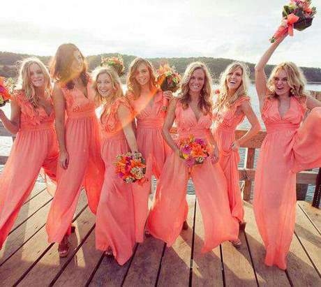 Цветни рокли за дами