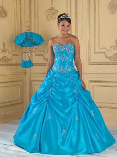 vestidos-bonitos-para-quinceaeras-96_10 Красиви рокли за quinceanera