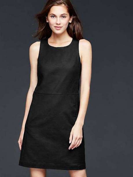 modelo-vestido-negro-44_9 Модел черна рокля