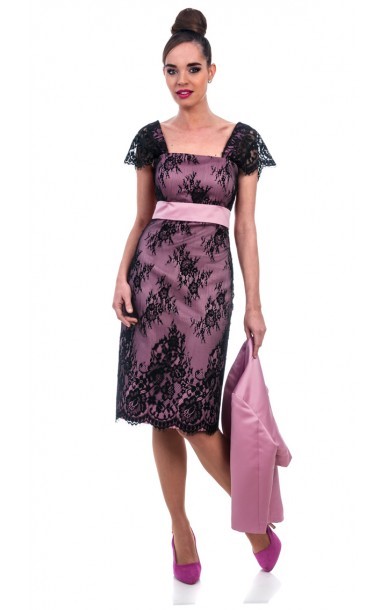 vestido-rosa-con-encaje-negro-66 Розова рокля с черна дантела