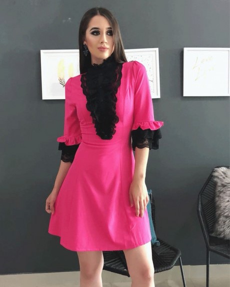 vestido-rosa-con-encaje-negro-66_8 Розова рокля с черна дантела