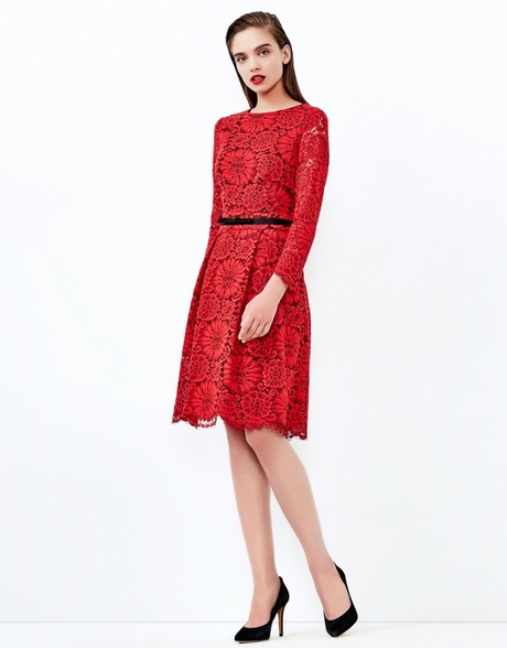 vestidos-de-encaje-en-rojo-28_11 Дантелени рокли в червено