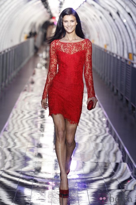 vestidos-de-encaje-en-rojo-28_2 Дантелени рокли в червено