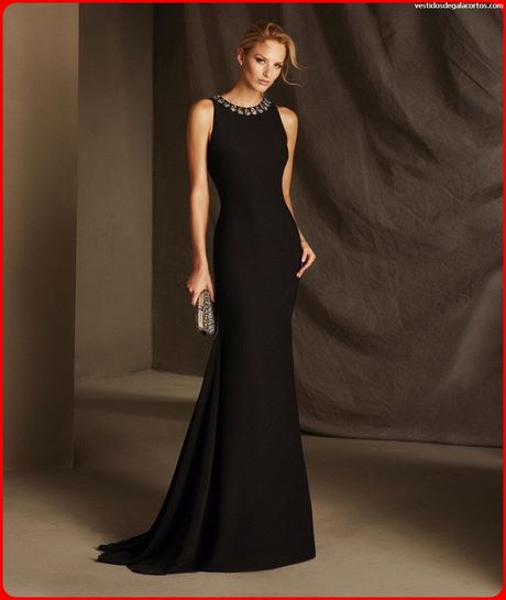 vestidos-largos-elegantes-con-encaje-22_18 Елегантни дълги рокли с дантела