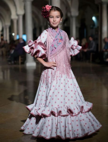 traje-flamenca-nina-27_14 Фламандски костюм за момичета