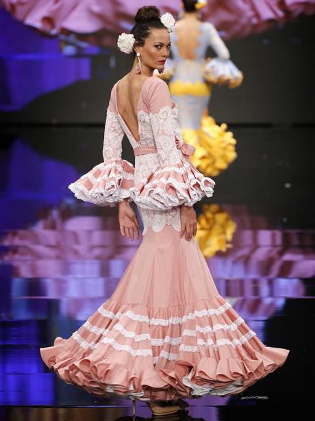 traje-flamenca-rosa-87_16 Фламинго розов костюм