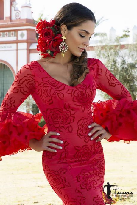 traje-sevillana-mujer-94_8 Севилският женски костюм