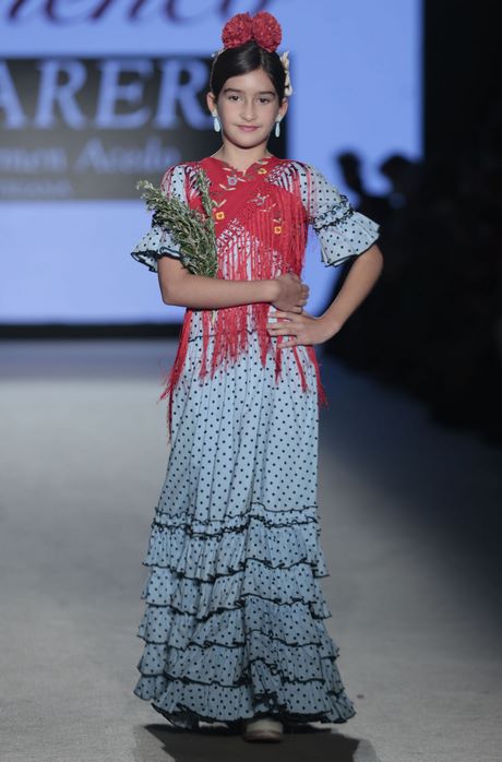 trajes-de-flamenca-para-ninas-2022-67_13 Фламенко костюми за момичета 2022 г.