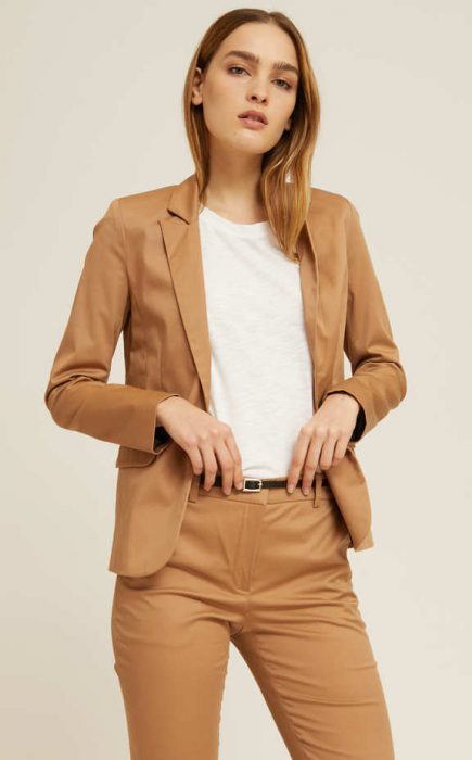 trajes-para-damas-2022-75_10 Костюми за дами 2022