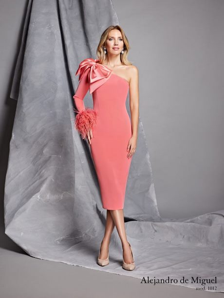 vestidos-de-coctel-primavera-2022-66_9 Коктейлни рокли пролет 2022
