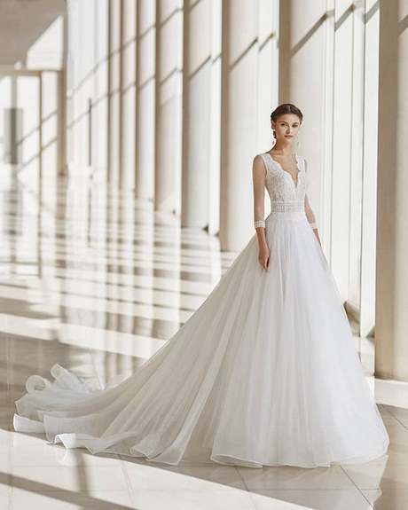 vestidos-de-novia-2022-corte-princesa-04_16 Сватбени рокли 2022 за принцеси