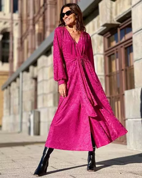 moda-vestidos-2023-mujer-27_13-6 Модни рокли 2023 за жени